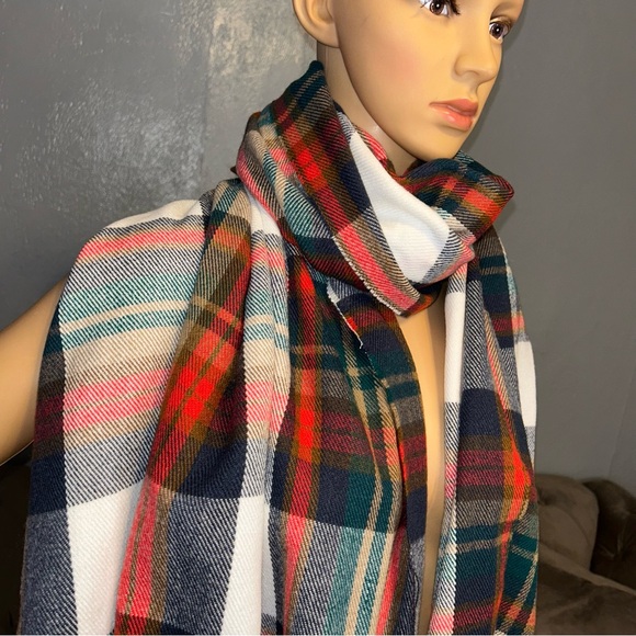 J.Crew NWOT! Classic Plaid Scarf White/Multi Juniper - Picture 4 of 14